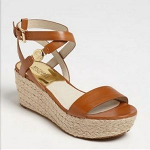 Michael Kors Jalita Flatform